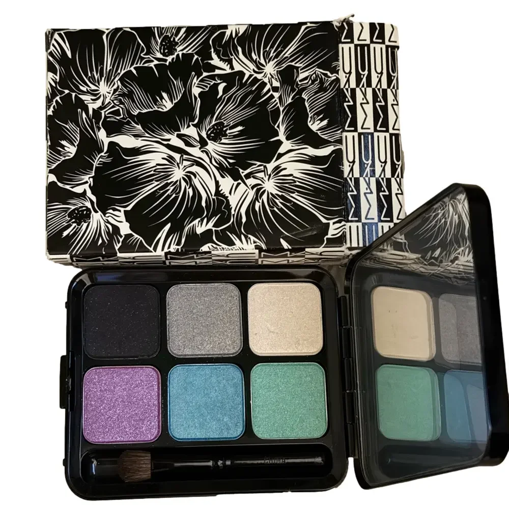 MAC Eyeshadow 6 Graphic Garden limited edition holographic container palette NIB